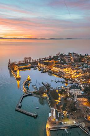 Luftaufnahme Insel Lindau in der Abenddämmerung