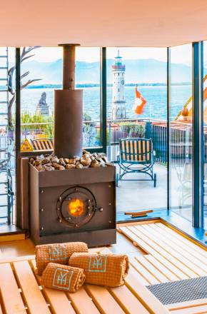 Haven Spa mit Panorama Sauna über den Dächern der Insel Lindau