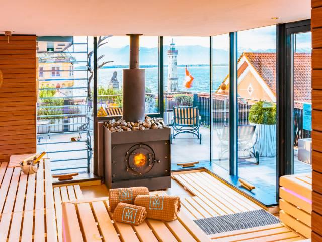 Haven Spa mit Panorama Sauna über den Dächern der Insel Lindau